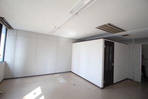 4階テナント①